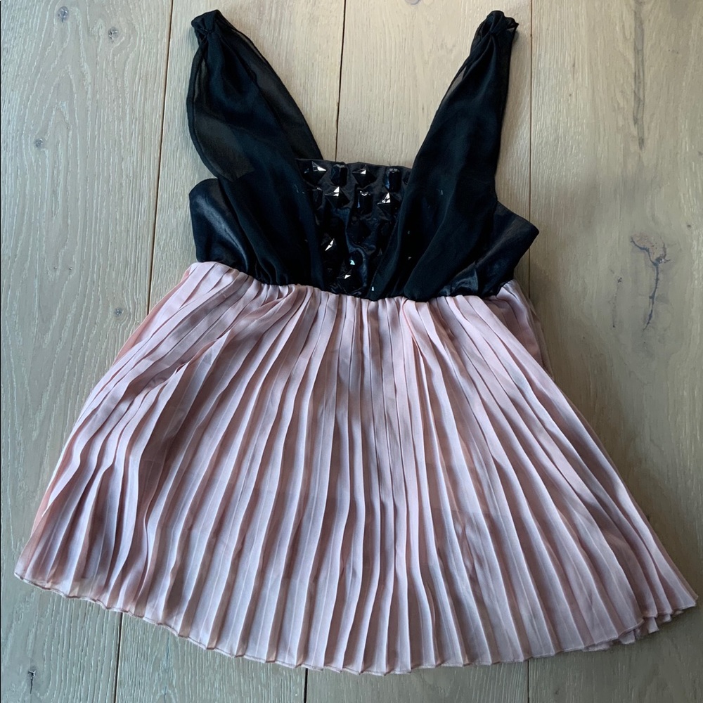 Forever 21 Flowy Top Size L